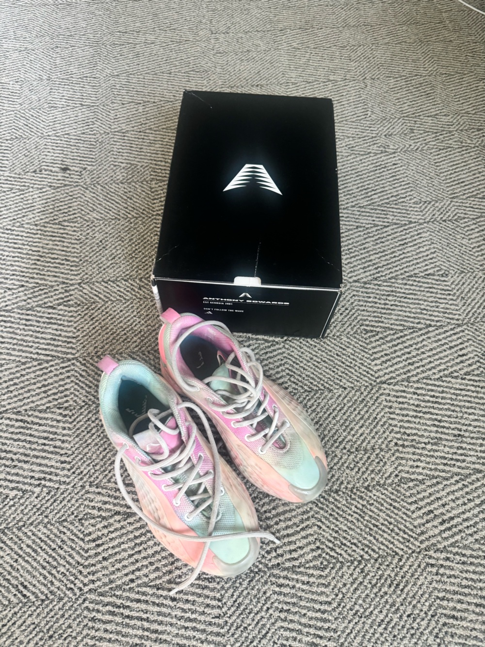 ANTHONY EDWARDS I J Low Kids Sneakers Pink Mint Pastel Basketball Shoes Size 4.5